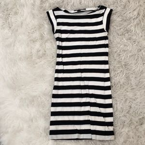 French Connection black and white cap sleeve dress